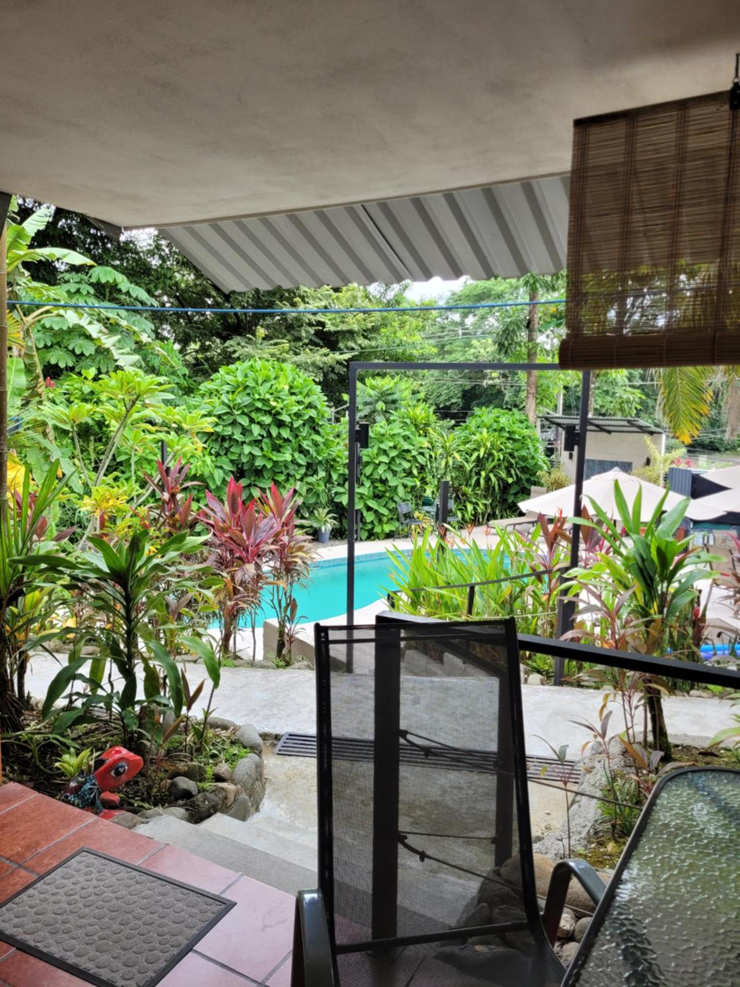 Tico Tico - Adult Only Manuel Antonio
